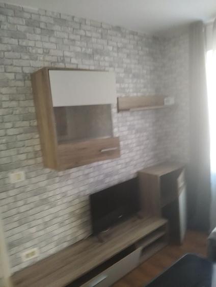 Garsonieră decomandată în Grădiște