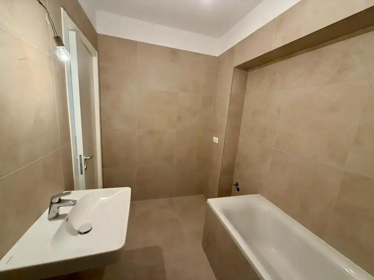 Apartament cu 2 camere decomandat în Theodor Pallady