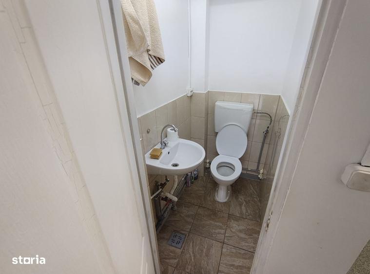 Spațiu comercial, de 36 mp, în Central