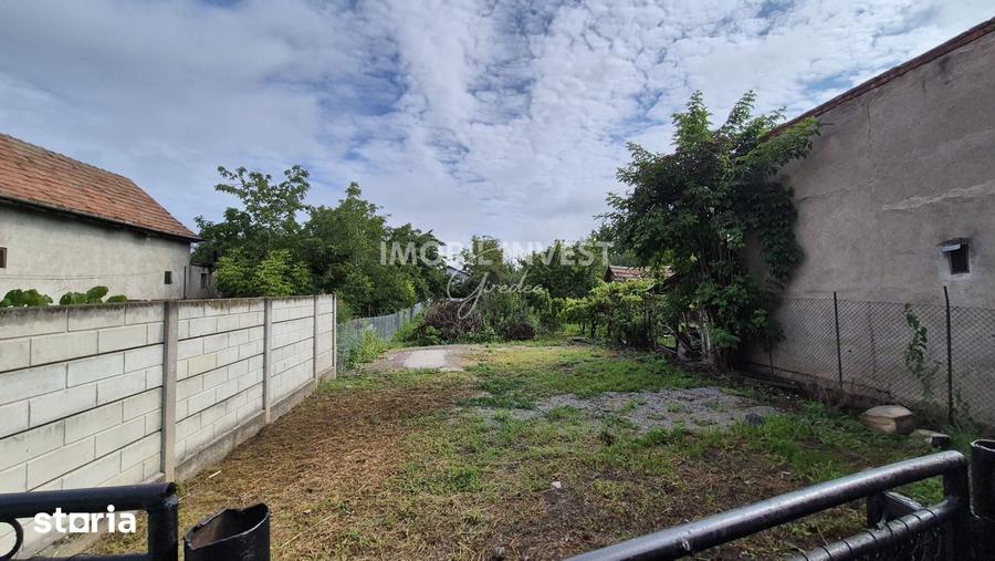 Casă cu 2 camere cu Teren 801 Mp în Lipoveni