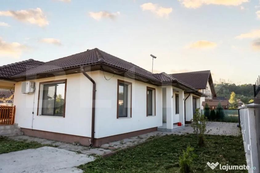 Casă cu 4 camere cu Teren 600 Mp în Unirea