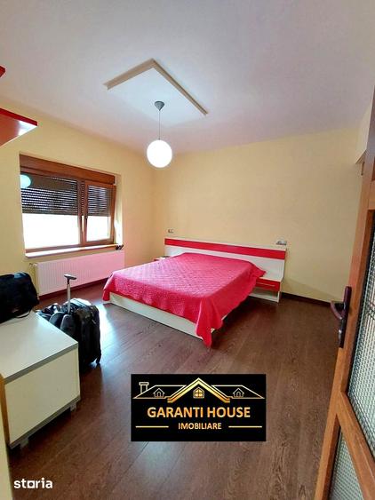 Casă cu 6 camere cu Teren 1500 Mp în Valea Borcutului