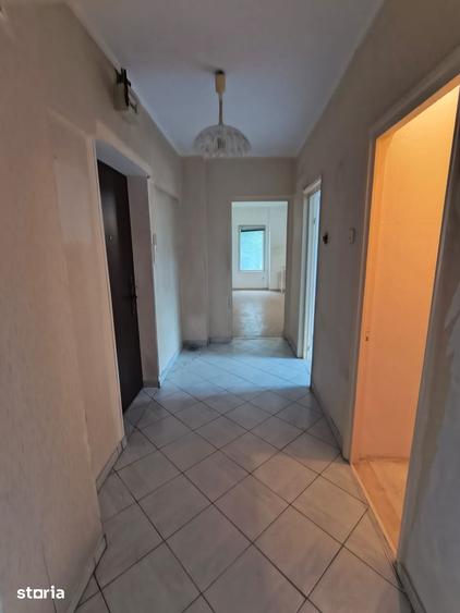 Apartament cu 2 camere decomandat în Tomis II