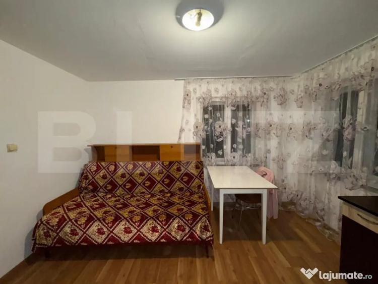 Casă cu 4 camere cu Teren 5594 Mp în Central
