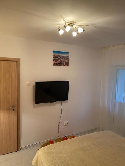 Apartament 3 Camere | Decomandat | Panduri | 13 Septembrie - 14