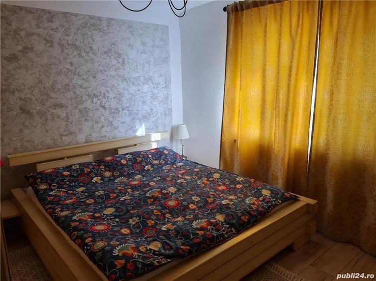Apartament cu 3 camere decomandat, mobilat în Bucovina