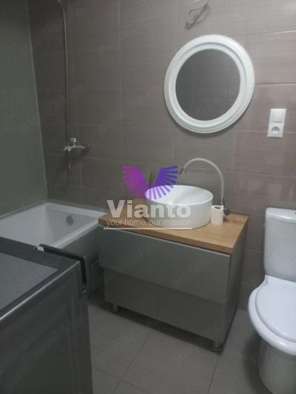 Apartament cu 3 camere decomandat în Turnișor