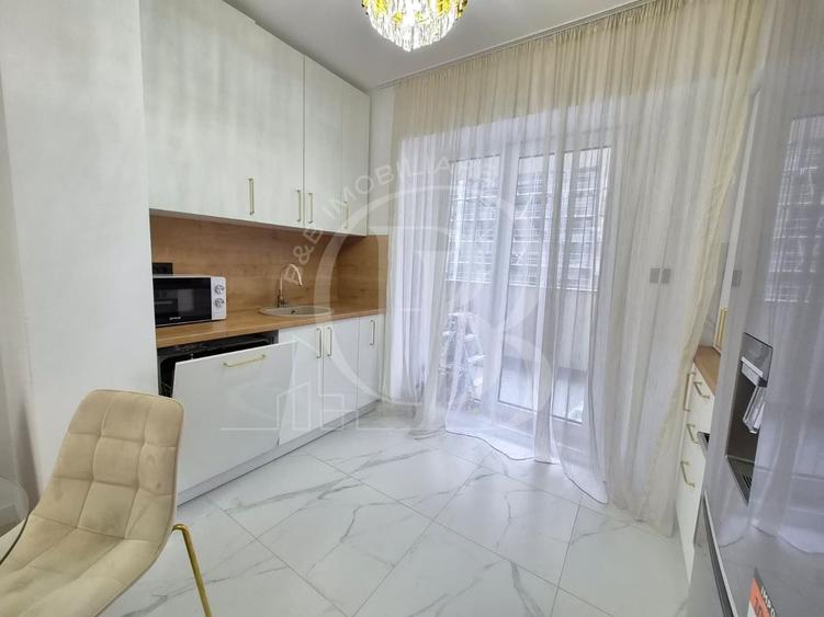Apartament cu 2 camere semidecomandat, mobilat în Theodor Pallady