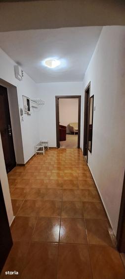 Apartament cu 2 camere decomandat în Centrul Civic