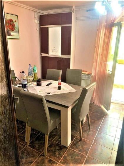 Apartament cu 4 camere decomandate, confort I, 82mp, etajul 1, finisat, cu 2 bai si 2 balcoane, in z - 2