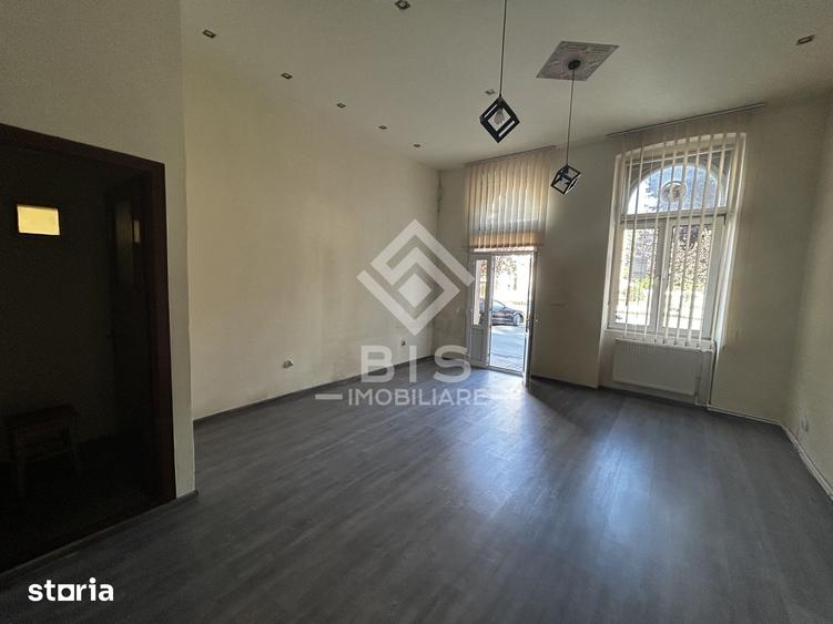Spațiu comercial, de 100 mp, în Central