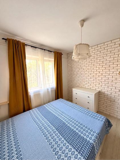 Apartament cu 2 camere decomandat în Nicolina
