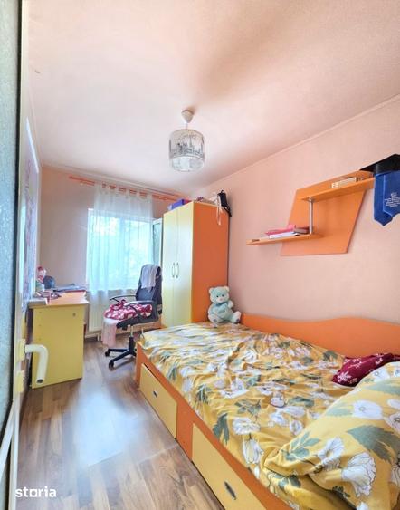 Apartament cu 3 camere decomandat în Dorobanți