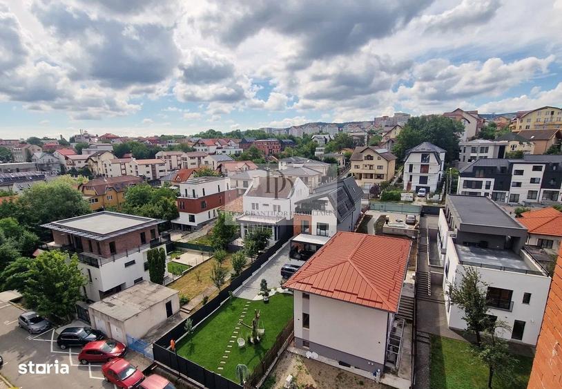 Apartament cu 4 camere, mobilat în Sud