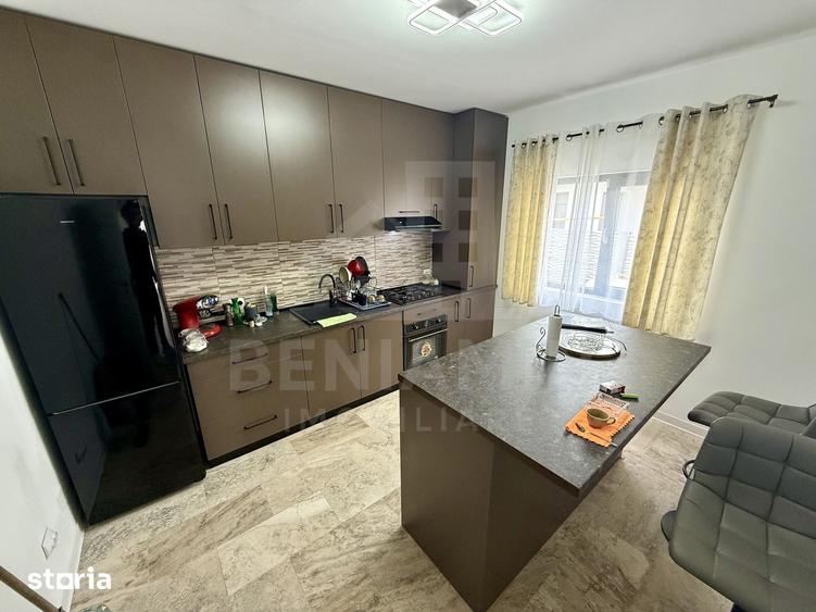 Casă cu 3 camere cu Teren 285 Mp în Malu Mare