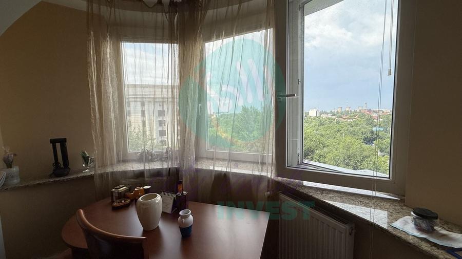 Apartament cu 2 camere semidecomandat, mobilat în P-ța Operei