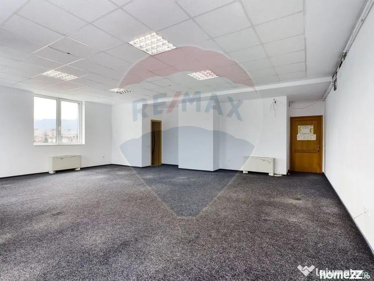 Spațiu comercial, de 79 mp, în Vlahuță