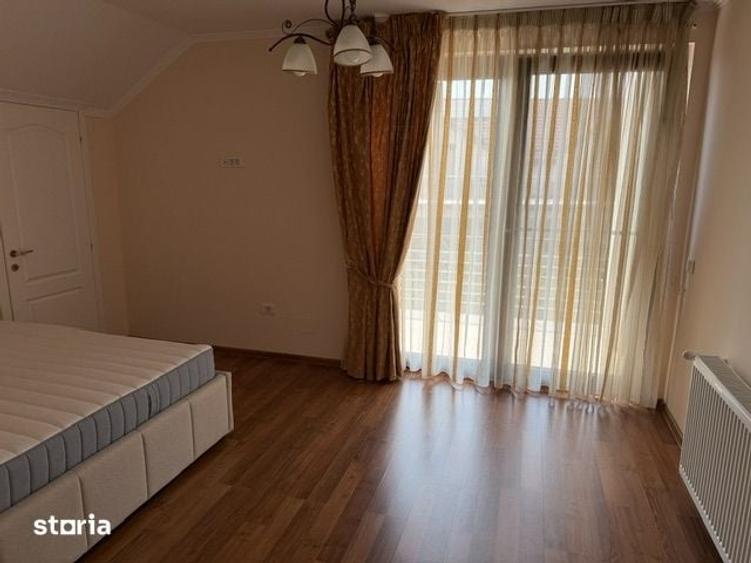 Casă cu 5 camere cu Teren 450 Mp în Herăstrău
