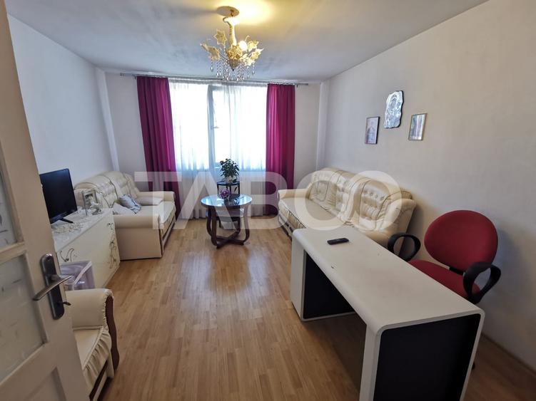Casă individuală cu 5 camere cu Canalizare în Lazaret