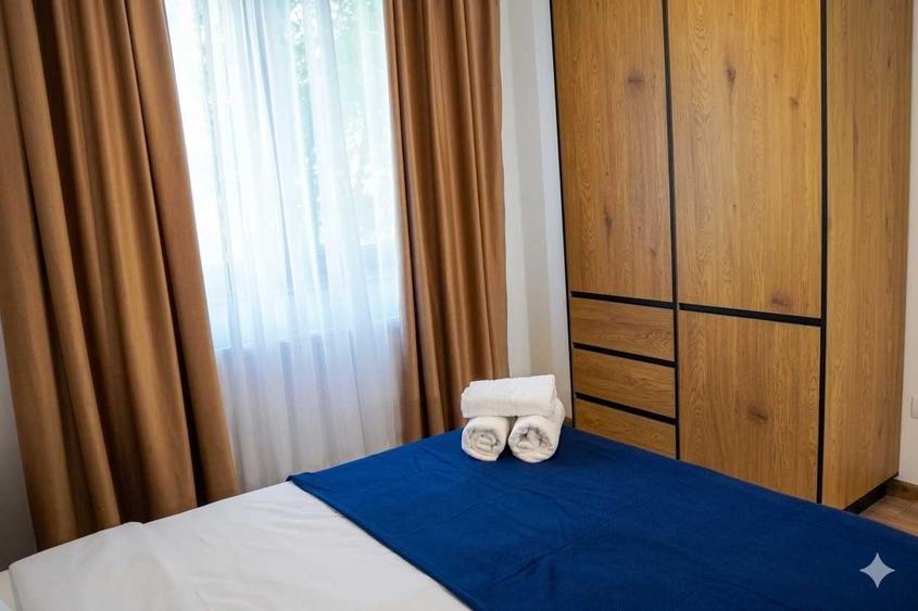 Apartament cu 3 camere decomandat în Sisești