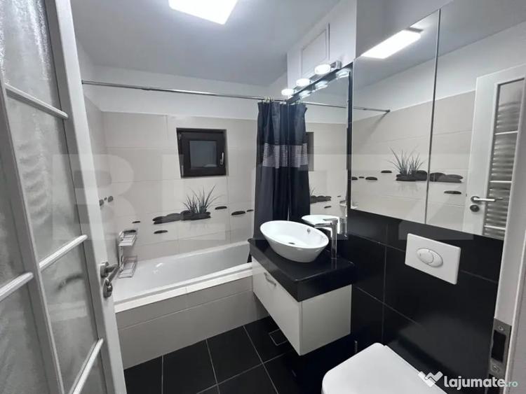 Apartament cu 3 camere decomandat în George Enescu