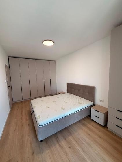 Apartament cu 2 camere decomandat, mobilat în Torontalului