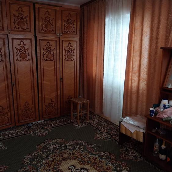 Apartament cu 4 camere decomandat în Nicolae Bălcescu
