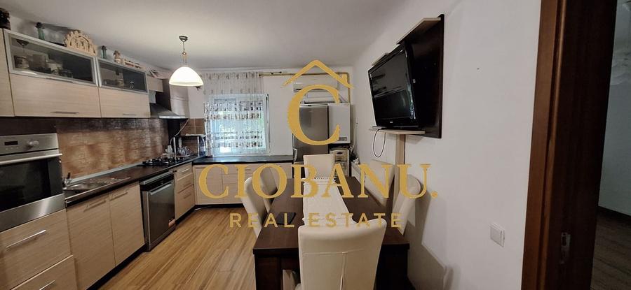 Apartament cu 4 camere decomandat, mobilat în 1 Mai