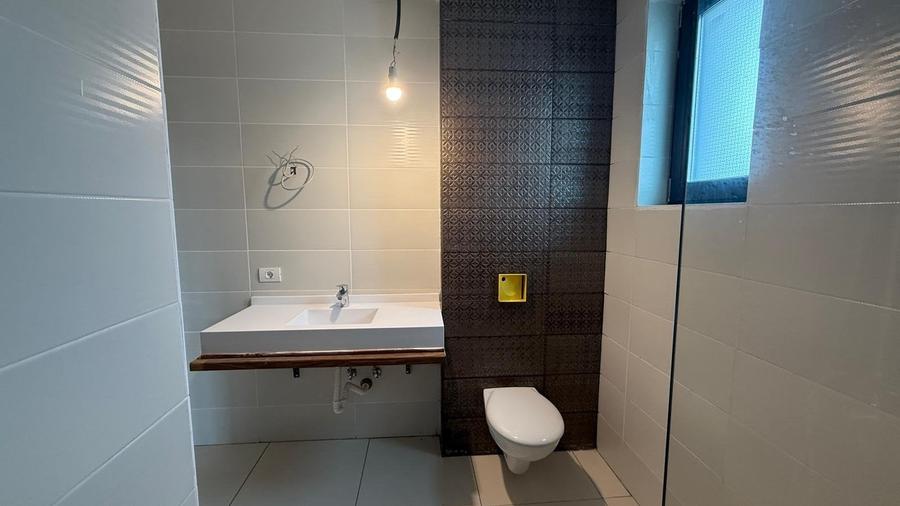 Duplex cu 5 camere cu Garaj în Corbeanca