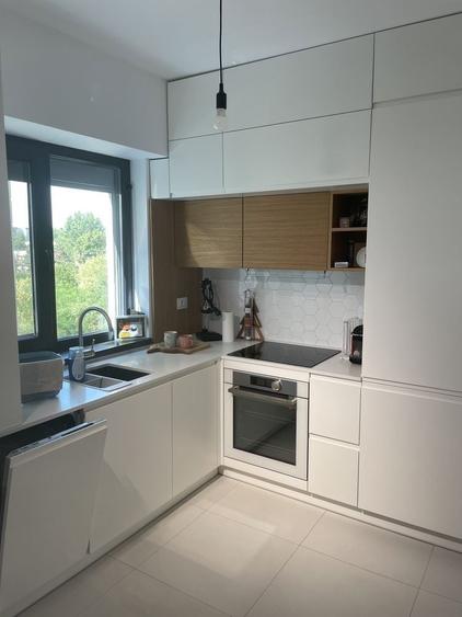 Apartament cu 2 camere decomandat în Politehnica