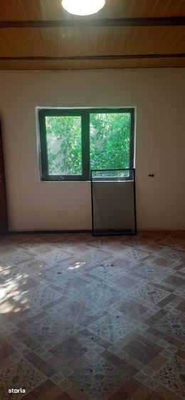 Casă cu 2 camere cu Teren 1000 Mp în Husasău de Tinca