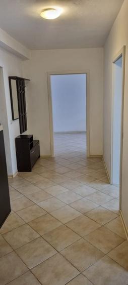 Apartament cu 2 camere decomandat în Cetate