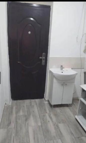 Garsonieră semidecomandată în CET