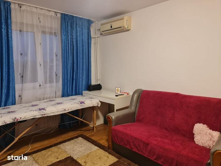 Apartament cu 2 camere semidecomandat în Berceni