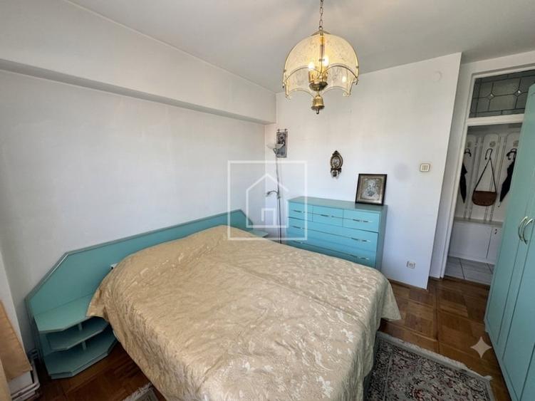 Apartament cu 4 camere decomandat, mobilat în Turnișor