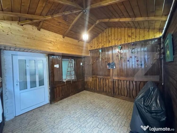 Casă cu 4 camere cu Teren 1000 Mp în Central