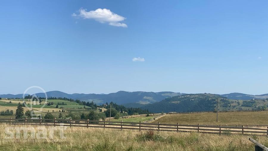 Teren Construcții intravilan de 1795 mp, în Mărișel