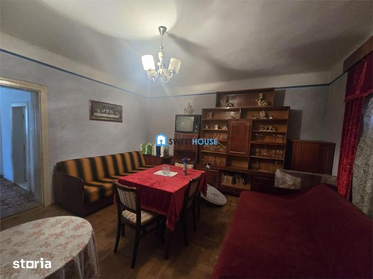 Casă cu 3 camere cu Teren 418 Mp în Central