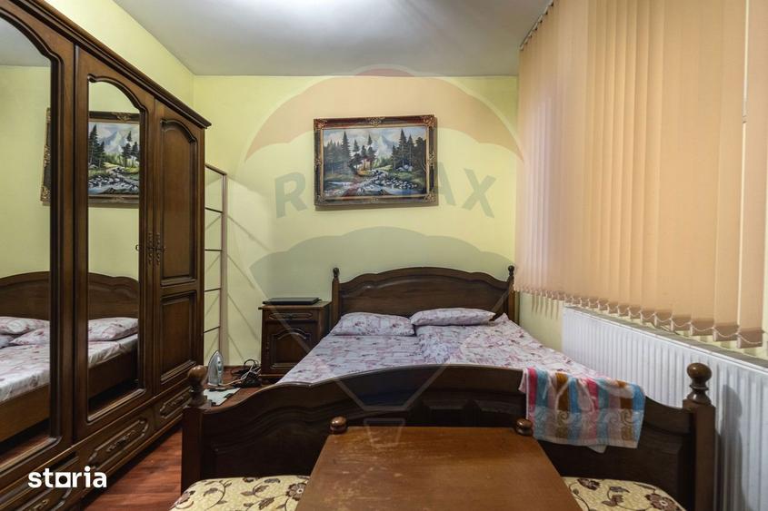 Apartament cu 3 camere, mobilat în Central