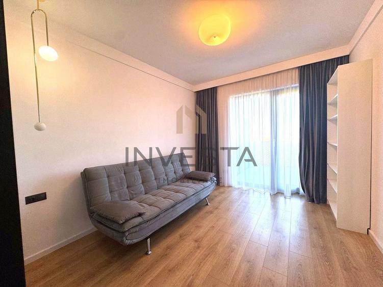 Apartament cu 3 camere semidecomandat, mobilat în Zorilor