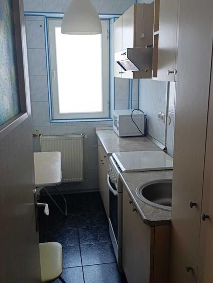 Apartament cu 2 camere decomandat în Drumul Taberei