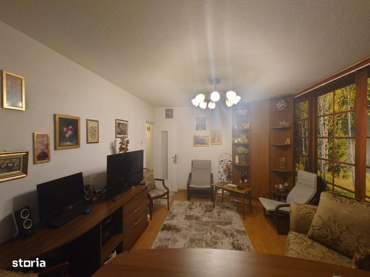 Apartament cu 2 camere decomandat în Drumul Taberei