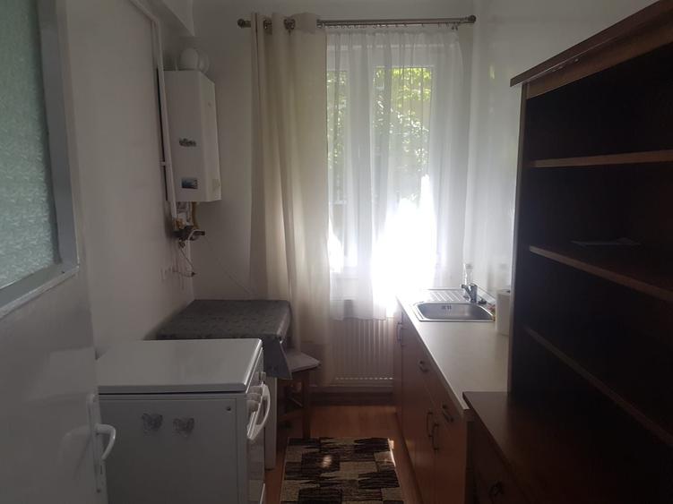 Apartament cu 2 camere decomandat în Gării