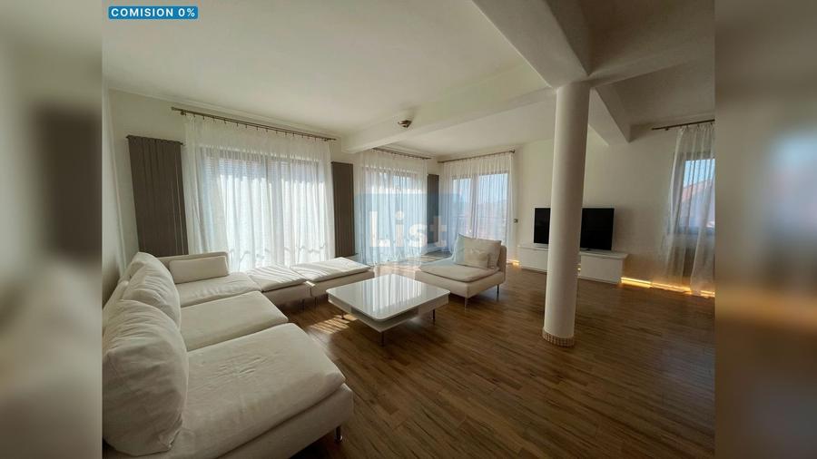 Apartament cu 5 camere semidecomandat în Zorilor
