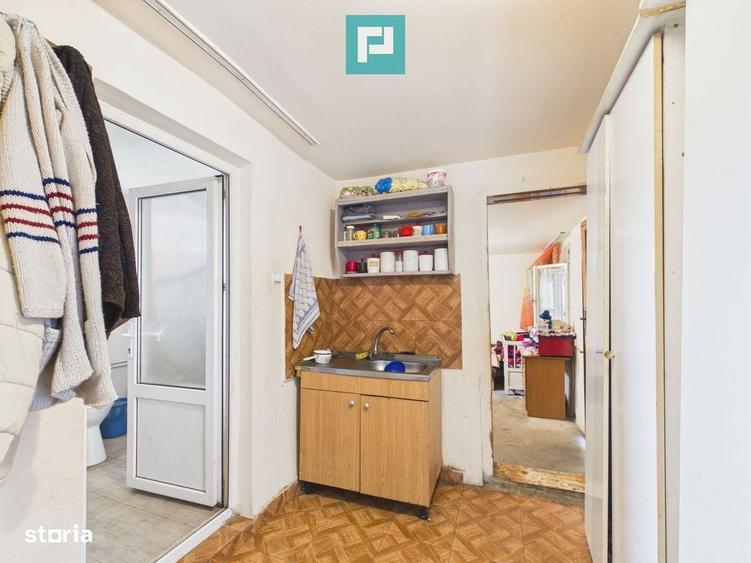 Casă cu 4 camere cu Teren 2253 Mp în Almaș