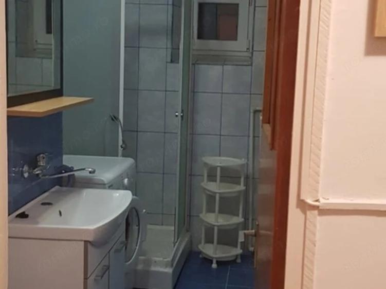 Garsonieră decomandată în Nerva Traian