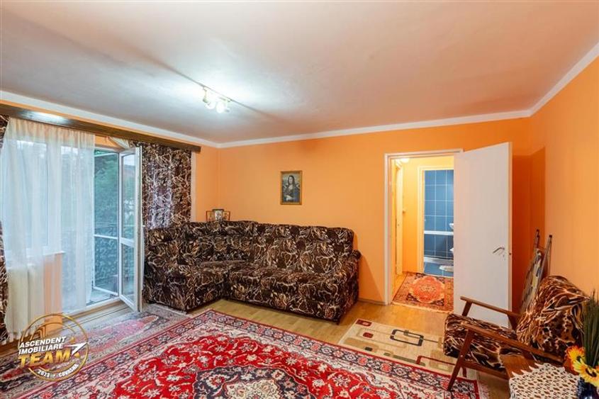 Apartament cu 2 camere semidecomandat în Central
