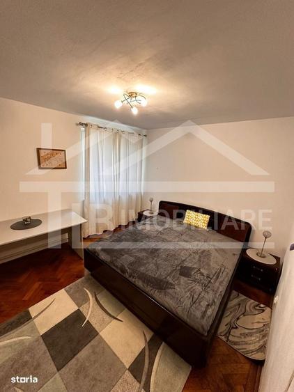 Apartament cu 3 camere decomandat în Central
