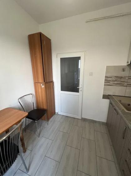 Garsonieră decomandată în Tătărași