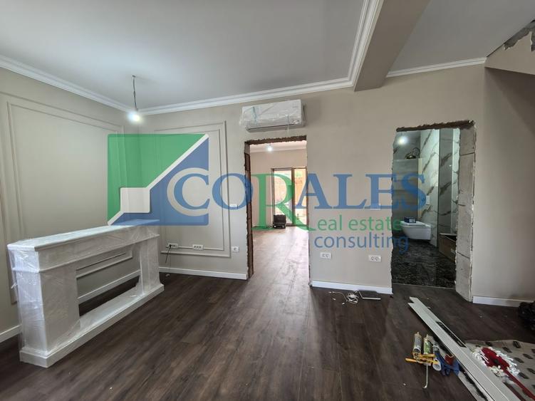 Duplex cu 4 camere cu Canalizare în Ghiroda